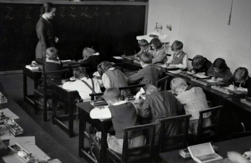 みらい学習アカデミー株式会社 11